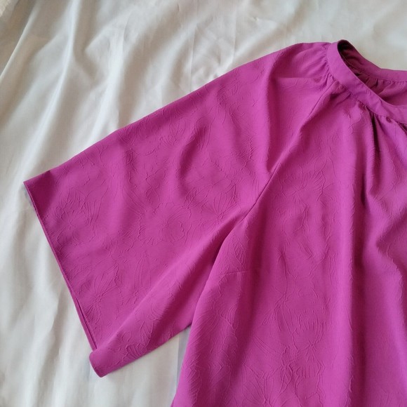 Catherines Shirt Top Blouse 5X 34W 36W Fuchsia Pink Textured Stretch Short Slv - Picture 8 of 12